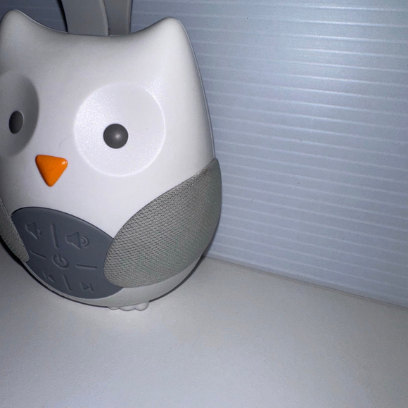 Skip Hop White Grey Owl Portable Speaker Sound Machine One Size Tested - Picture 6 of 9